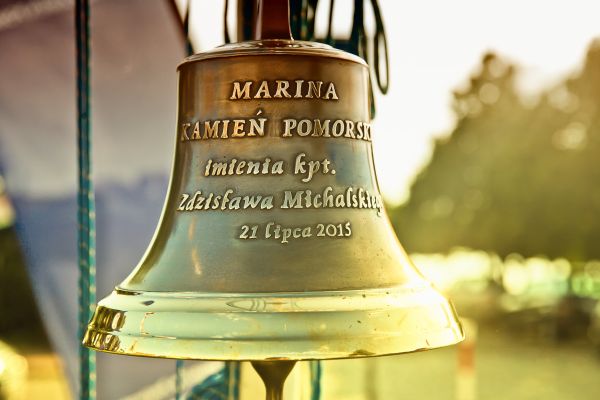 Dzwon w Marinie Kamień Pomorski